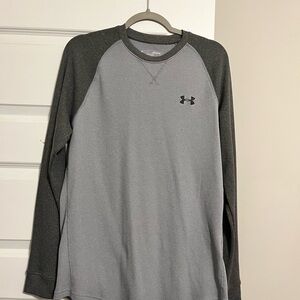 Under Armour Men's Gray and Black Long Sleeve Shirt